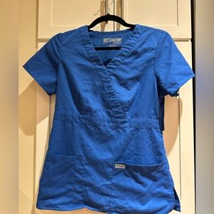 Grays anatomy scrub top in royal blue size small
